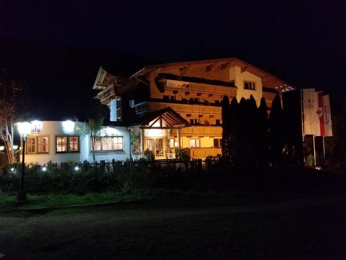 Alpenhotel Wildschoenau B&B Екстериор снимка
