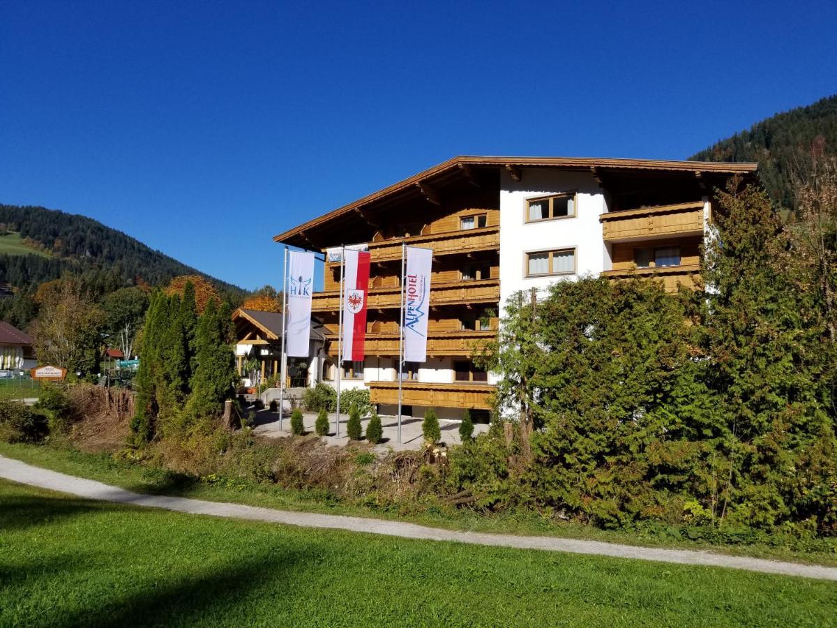 Alpenhotel Wildschoenau B&B Екстериор снимка